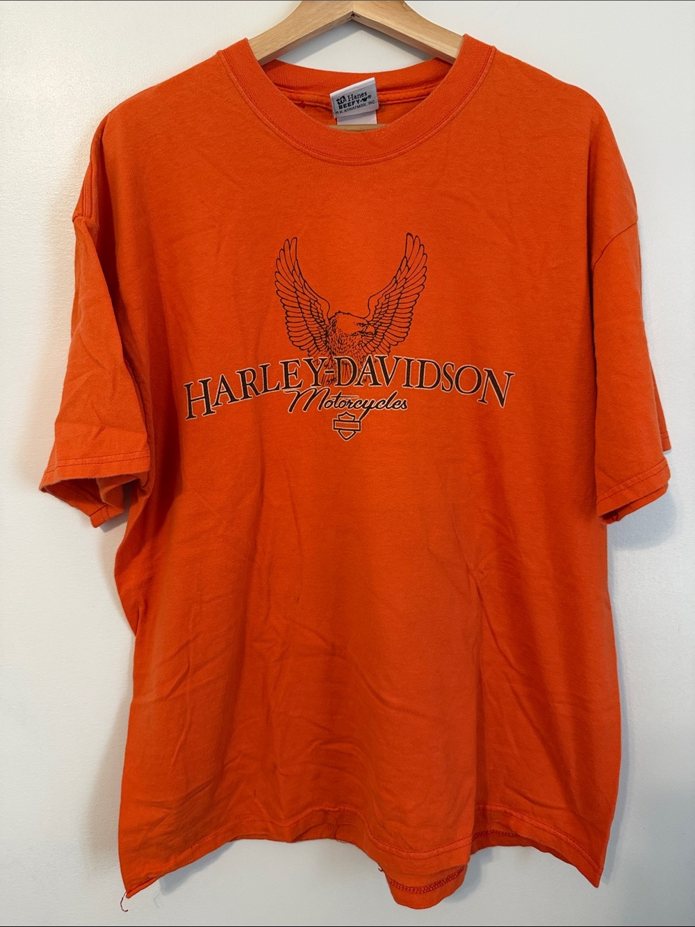 Vintage Y2k Harley-Davidson Orange Chicago IL Tshirt